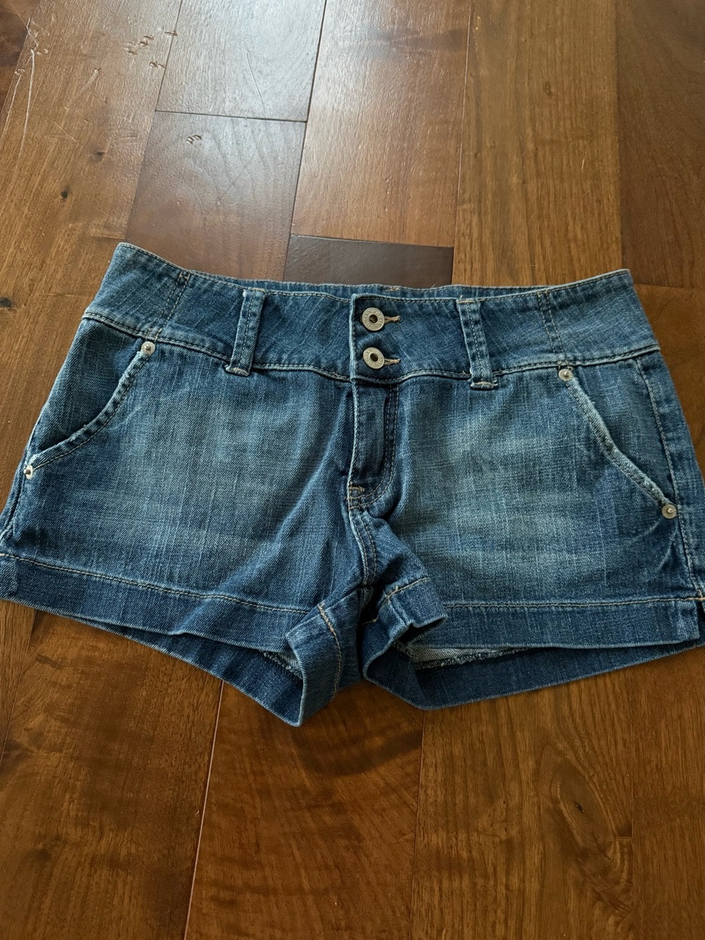 Vintage GUESS Jeans Y2K Low Rise Double Button Denim Jean Shorts
